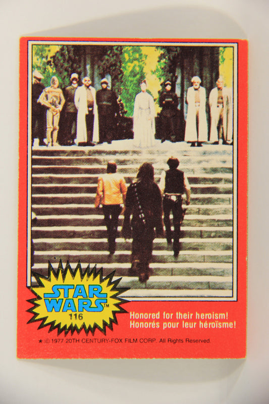 Star Wars 1977 Trading Card #116 Honored For Their Heroism FR-ENG OPC L019970