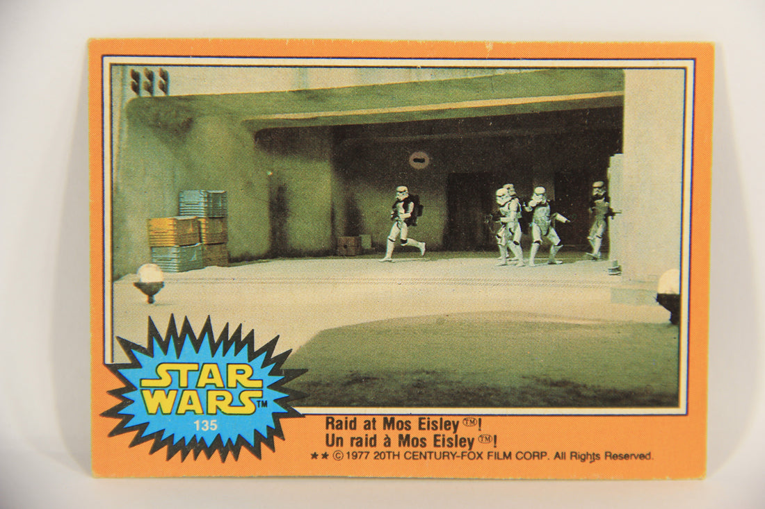 Star Wars 1977 Trading Card #135 Raid At Mos Eisley FR-ENG O-Pee-Chee L019984