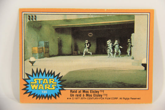 Star Wars 1977 Trading Card #135 Raid At Mos Eisley FR-ENG O-Pee-Chee L019984