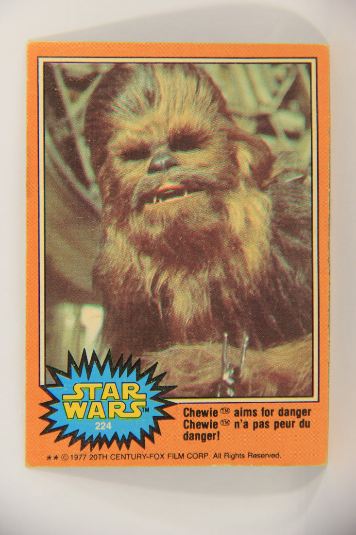 Star Wars 1977 Trading Card #224 Chewie Aims For Danger FR-ENG O-Pee-Chee L020051