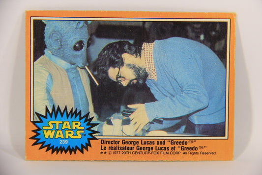 Star Wars 1977 Card #239 Director George Lucas And Greedo FR-ENG O-Pee-Chee L020060
