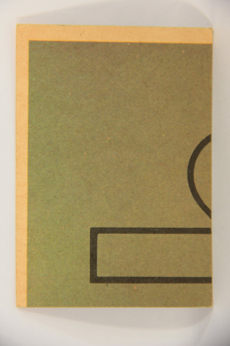 Star Wars 1977 Trading Card #242 Directing The Cantina Creatures FR-ENG OPC L020062