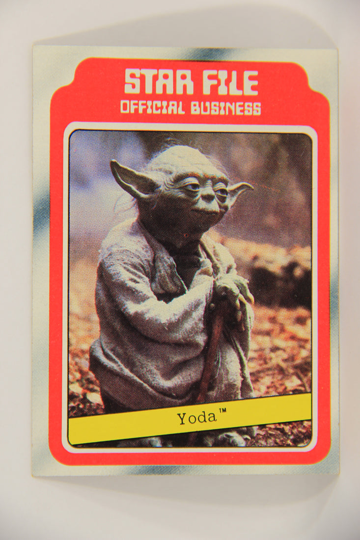 Star Wars The Empire Strikes Back Trading Card #9 Yoda ENG Topps L020173