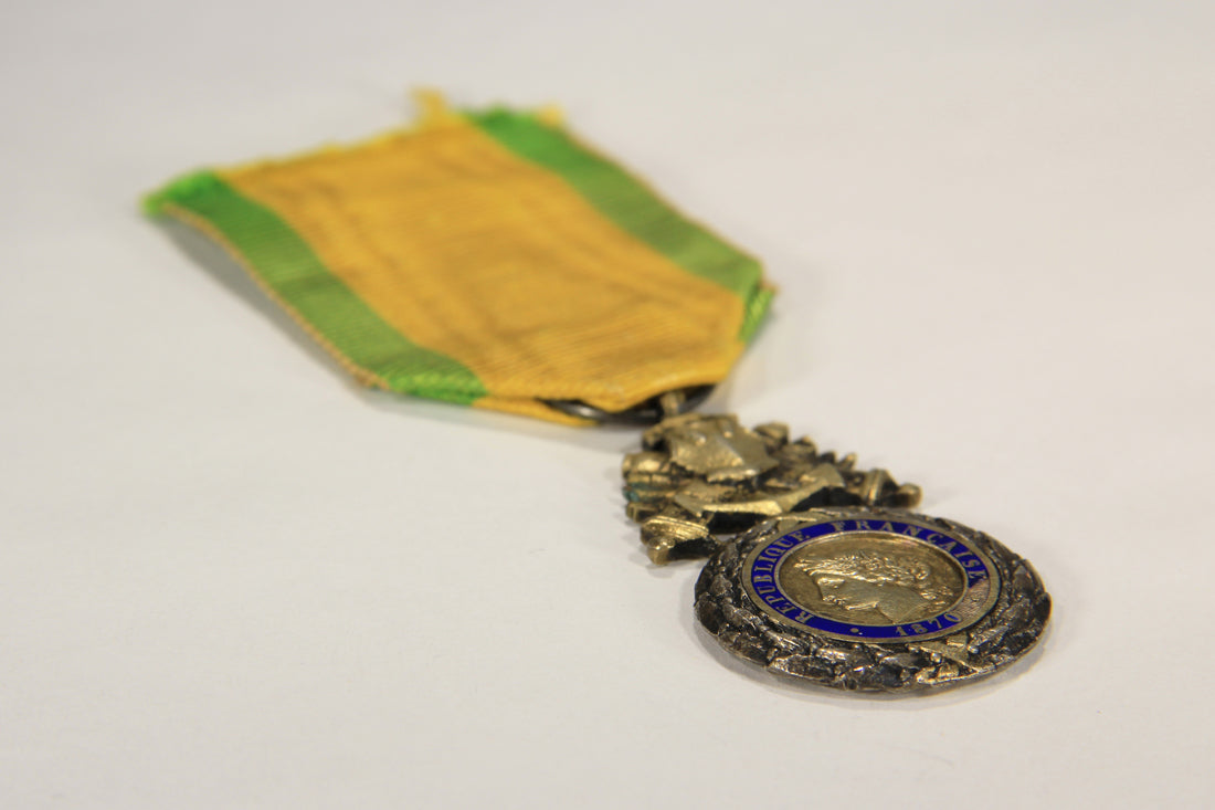 France 1871 Médaille Militaire Type 3b Versailles RARE Monobloc BIFACE - Silver Vermeil L020502
