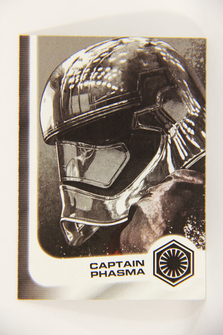 SW The Last Jedi Journey 2017 Trading Card Characters #12 Of 14 Captain Phasma L020613