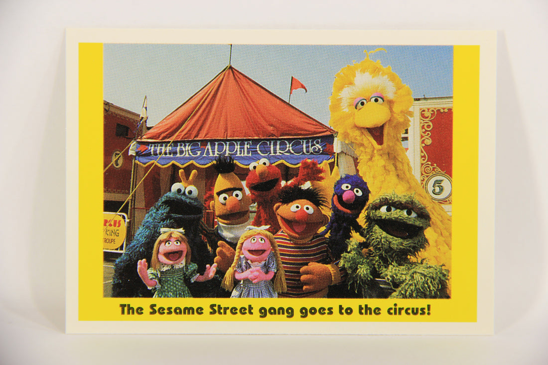 Sesame Street TV Show 1992 Card #50 The Sesame Street Gang Goes To The Circus L020673