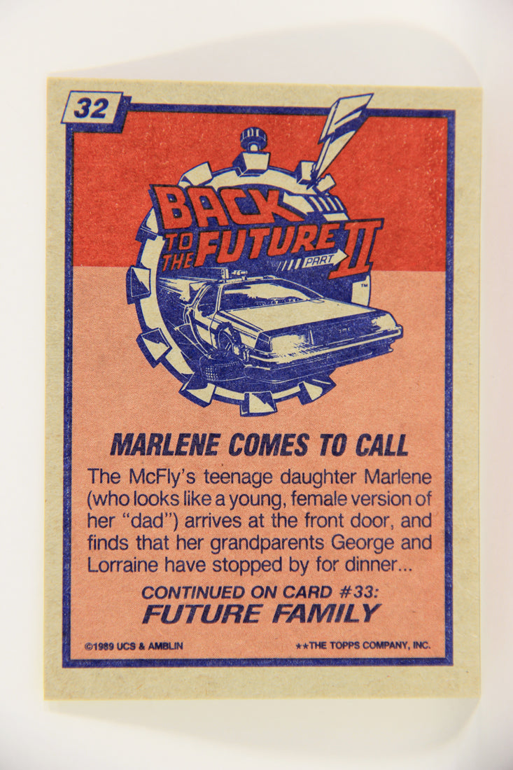 Back To The Future II 1989 Trading Card #32 Marlene Comes To Call L020740
