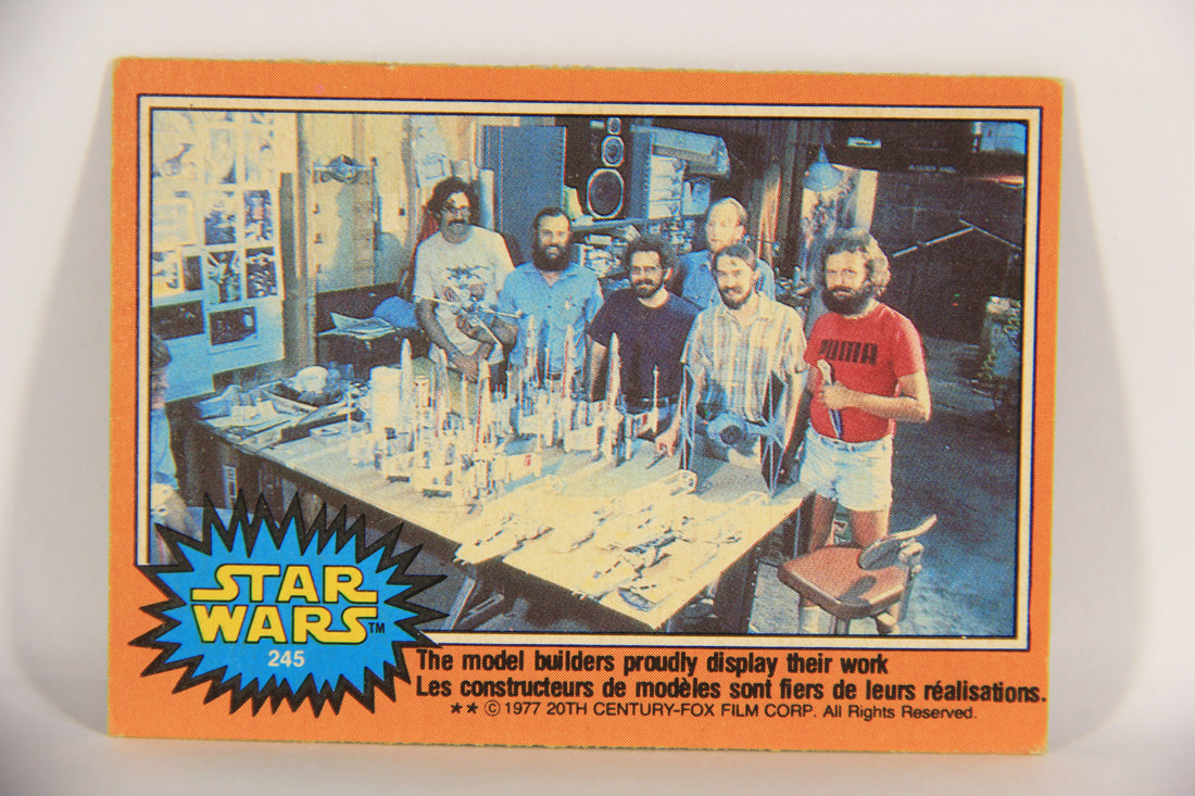 Star Wars 1977 Card #245 Model Builders Proudly Display Their Work FR-ENG OPC L020870