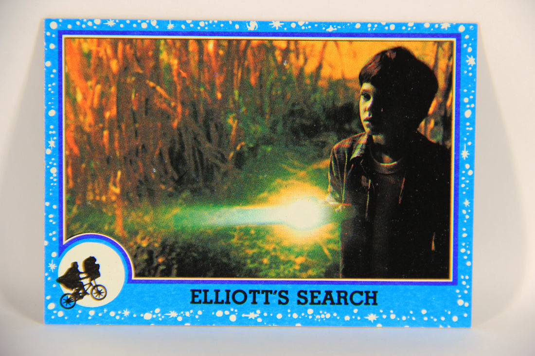 E.T. The Extra-Terrestrial 1982 Trading Card #5 Elliott's Search ENG Topps L020970