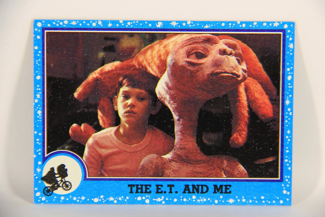 E.T. The Extra-Terrestrial 1982 Trading Card #14 The E.T. And Me ENG Topps L020979