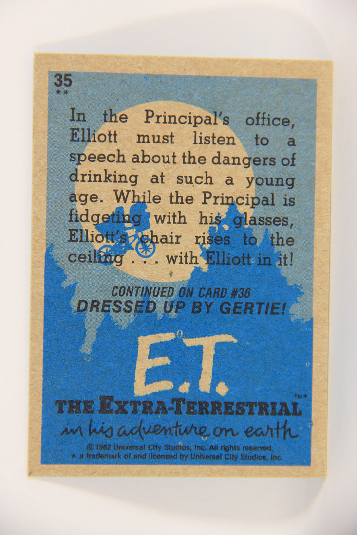 E.T. The Extra-Terrestrial 1982 Trading Card #35 Uplifting Moment ENG Topps L021000