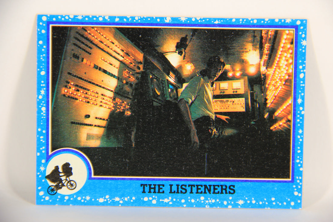 E.T. The Extra-Terrestrial 1982 Trading Card #39 The Listeners ENG Topps L021004