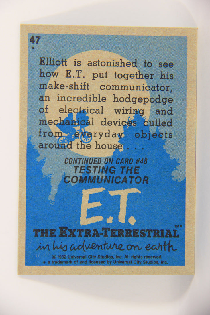 E.T. The Extra-Terrestrial 1982 Trading Card #47 E.T. Phones Home ENG Topps L021012