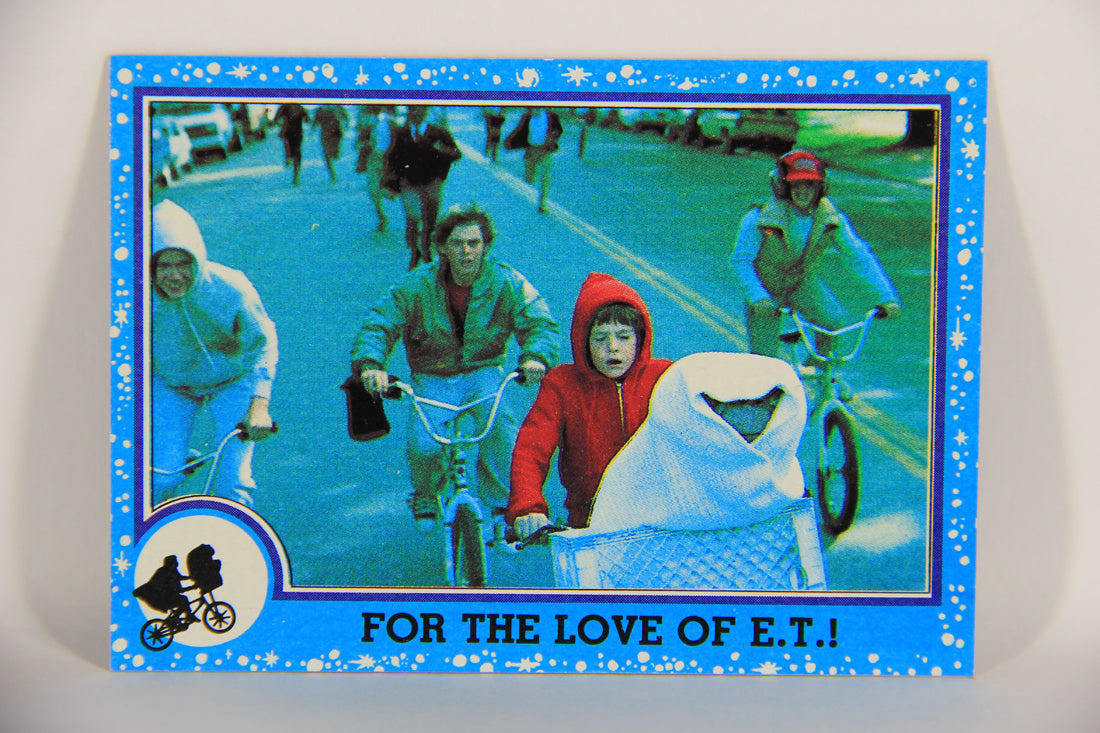 E.T. The Extra-Terrestrial 1982 Trading Card #66 For The Love Of E.T. ENG Topps L021031