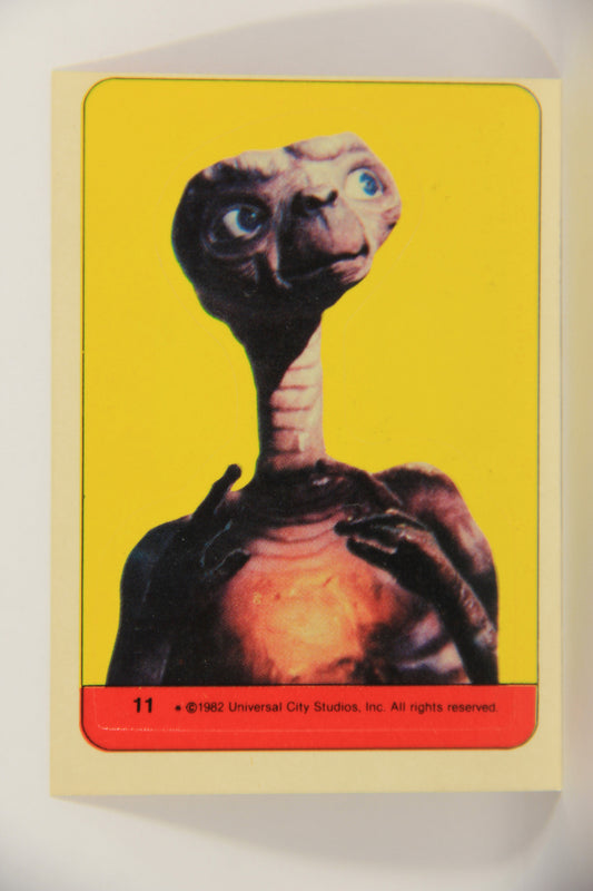E.T. The Extra-Terrestrial 1982 Trading Card Sticker #11 E.T. Extremely Short-Printed L021063