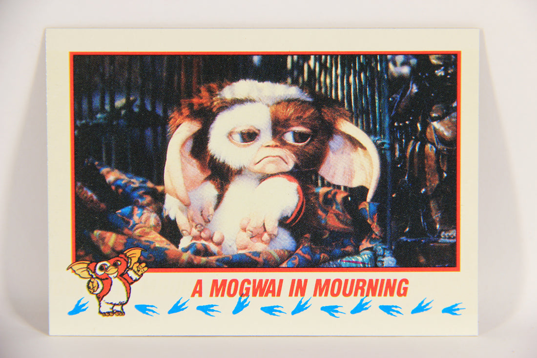 Gremlins 2 The New Batch 1990 Trading Card #22 A Mogwai In Mourning ENG L021072