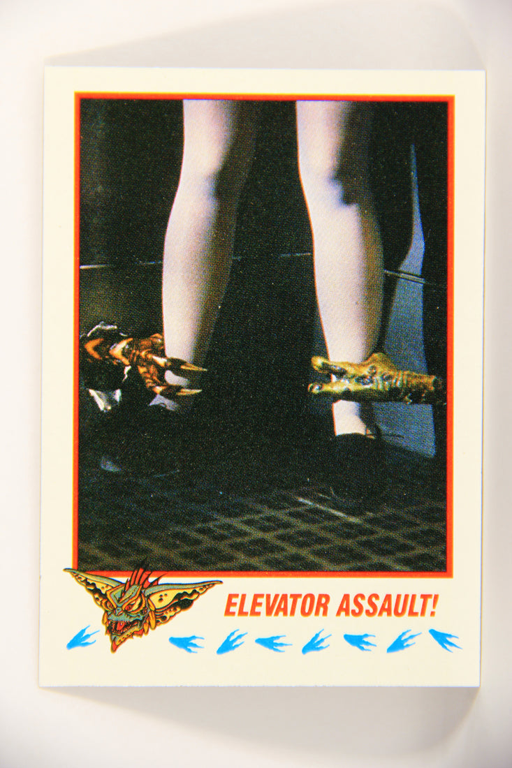 Gremlins 2 The New Batch 1990 Trading Card #44 Elevator Assault ENG L021082