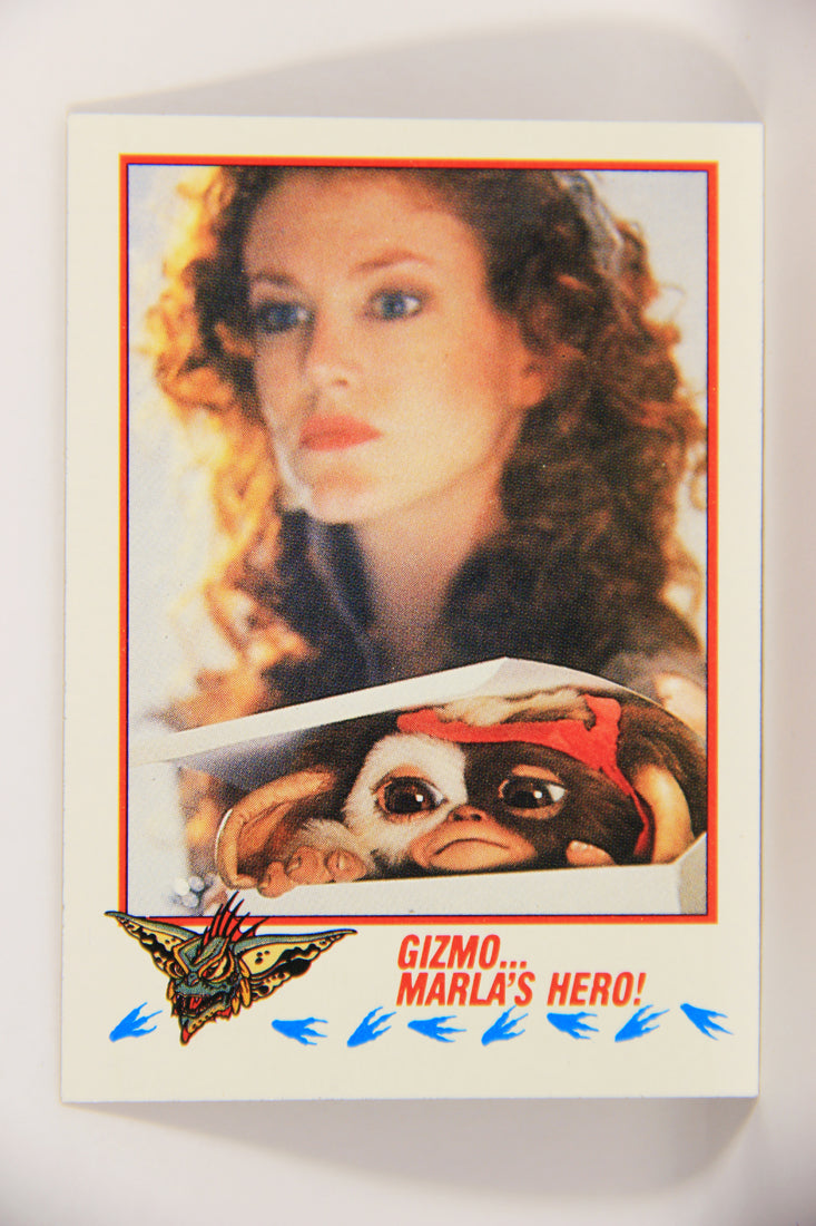 Gremlins 2 The New Batch 1990 Trading Card #77 Gizmo Marla's Hero ENG L021092