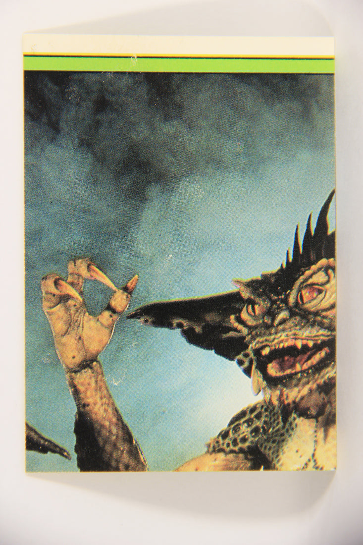 Gremlins 2 The New Batch 1990 Sticker Card #2 Mogwai Invasion ENG Green Border L021099