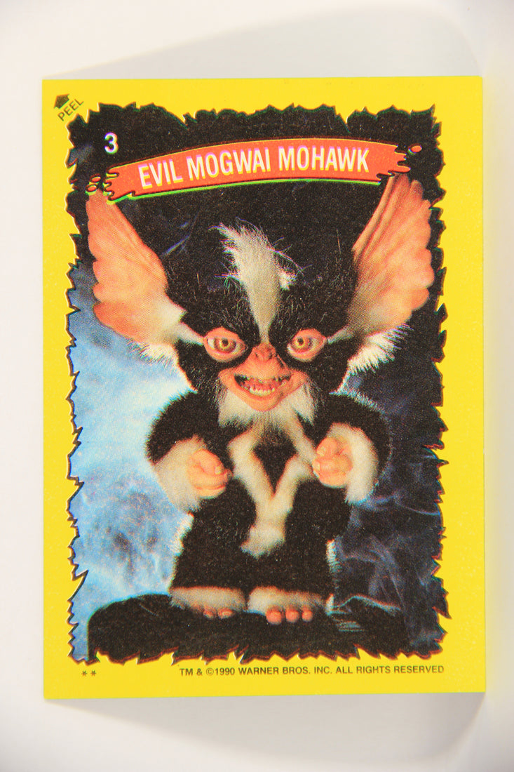 Gremlins 2 The New Batch 1990 Sticker Card #3 Evil Mogwai Mohawk ENG Green L021101