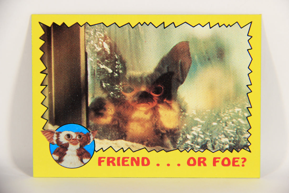 Gremlins 1984 Trading Card #26 Friend Or Foe ENG Topps L021141