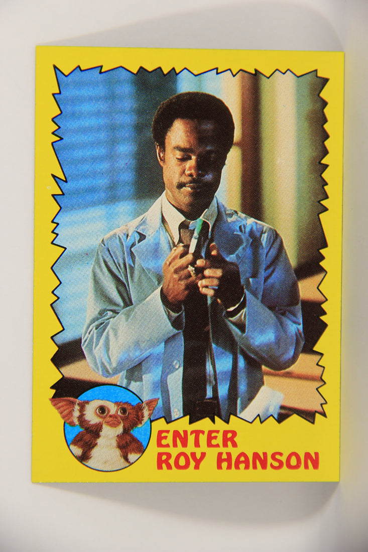 Gremlins 1984 Trading Card #29 Enter Roy Hanson ENG Topps L021144