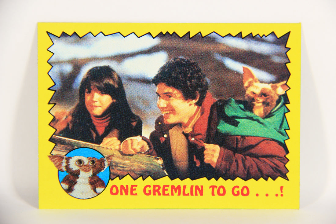Gremlins 1984 Trading Card #63 One Gremlin To Go ENG Topps L021178