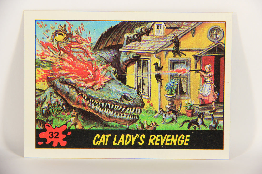 Dinosaurs Attack 1988 Vintage Trading Card #32 Cat Lady's Revenge ENG L021222