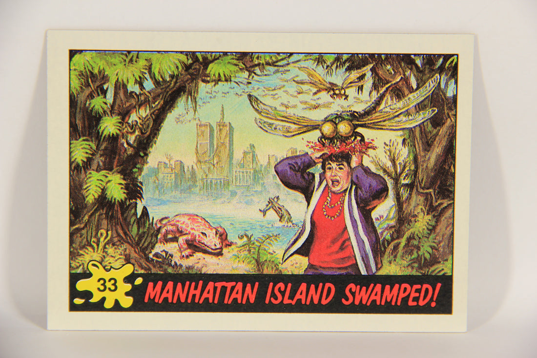 Dinosaurs Attack 1988 Vintage Trading Card #33 Manhatten Island Swamped ENG L021223