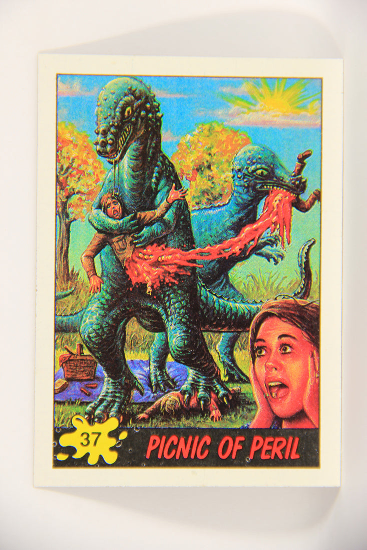Dinosaurs Attack 1988 Vintage Trading Card #37 Picnic Of Peril ENG L021227