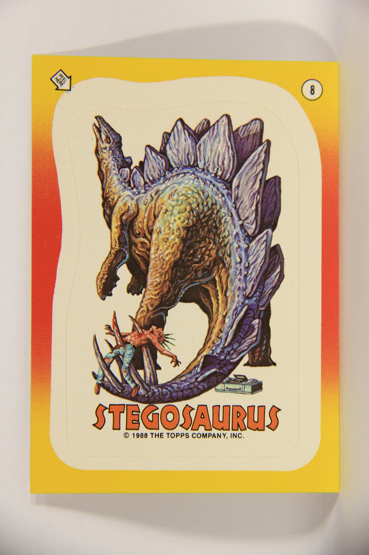 Dinosaurs Attack 1988 Vintage Sticker Trading Card #8 Stegosaurus ENG L021245
