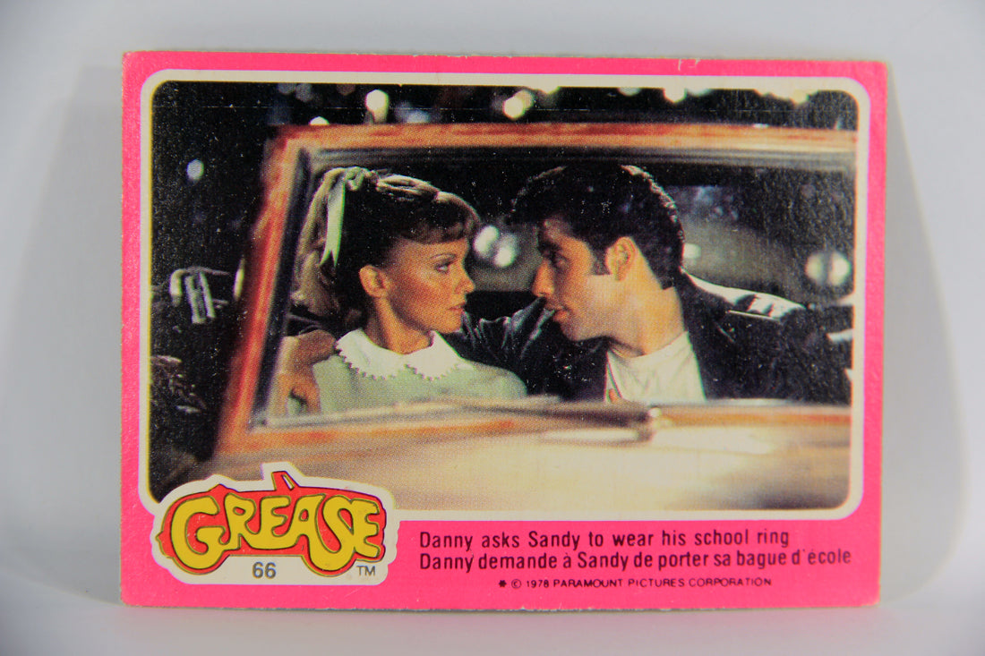 Grease 1978 Card #66 Danny Asks Sandy To Wear His School Ring FR-ENG OPC L021359