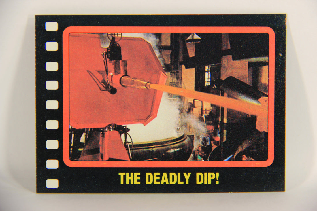 Who Framed Roger Rabbit 1988 Trading Card #111 The Deadly Dip ENG Topps L021464