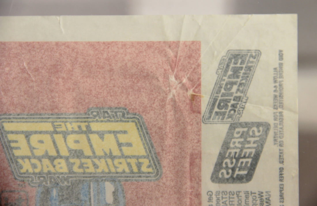 Star Wars Empire Strikes Back Trading Card Wax Wrapper 1st Series Red V-2 Topps L021552