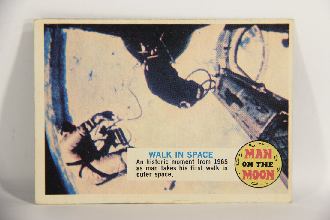 Man On The Moon 1969 Trading Card #36B Walk In Space ENG O-Pee-Chee L021596