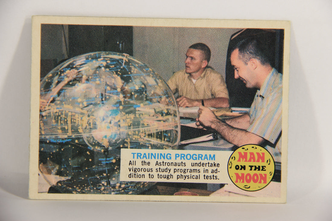 Man On The Moon 1969 Trading Card #41B Training Program ENG O-Pee-Chee L021601