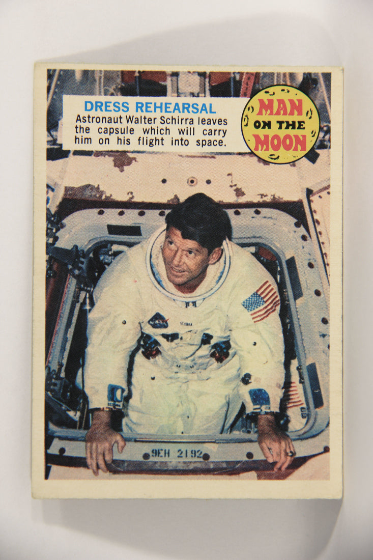Man On The Moon 1969 Trading Card #46B Dress Rehearsal ENG O-Pee-Chee L021606