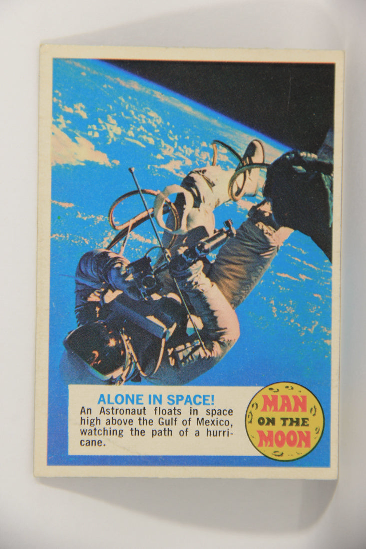 Man On The Moon 1969 Trading Card #80 Alone In Space ENG O-Pee-Chee L021632