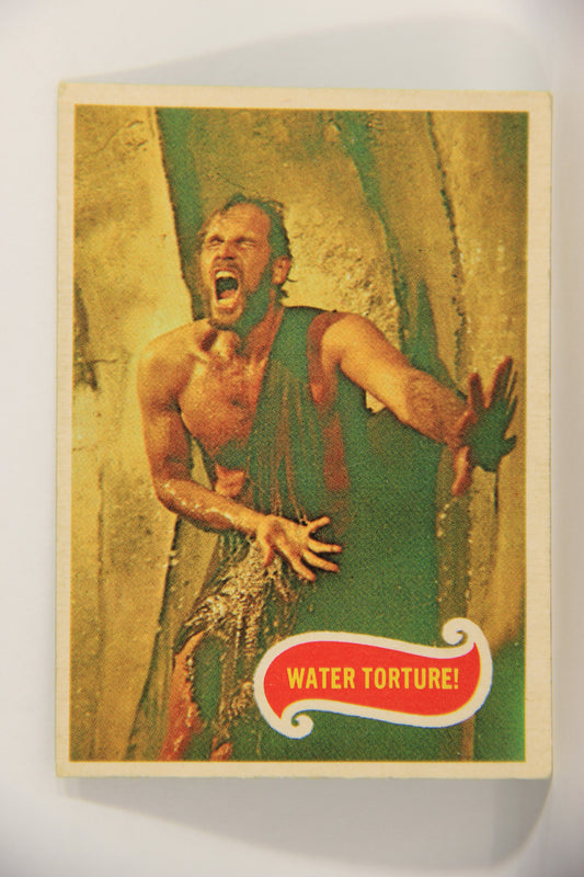 Planet Of The Apes 1969 Trading Card #29 Water Torture ENG O-Pee-Chee L021656