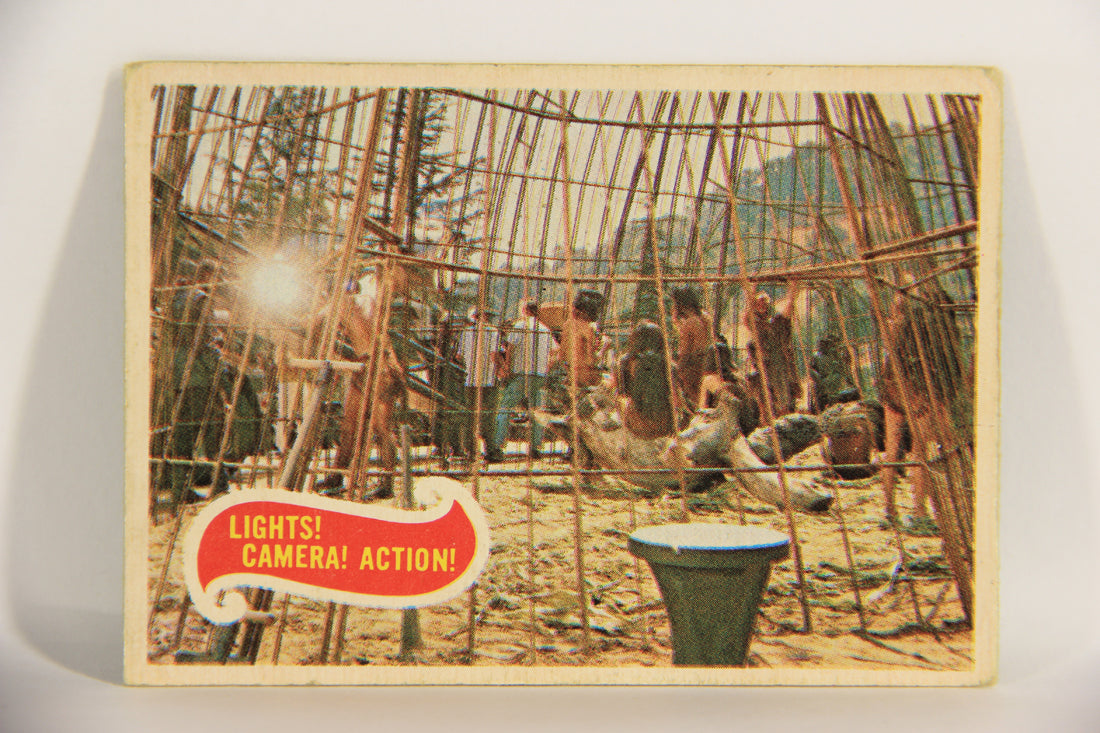 Planet Of The Apes 1969 Trading Card #44 Lights Camera Action ENG O-Pee-Chee L021661