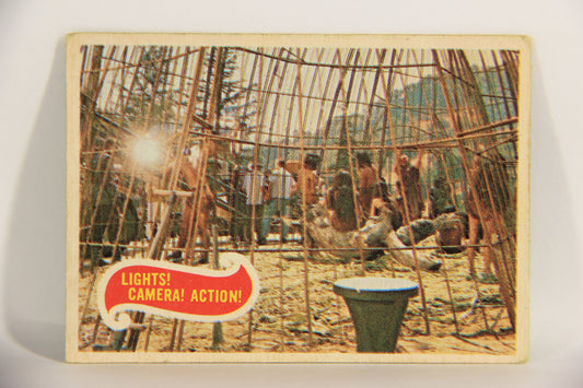 Planet Of The Apes 1969 Trading Card #44 Lights Camera Action ENG O-Pee-Chee L021661
