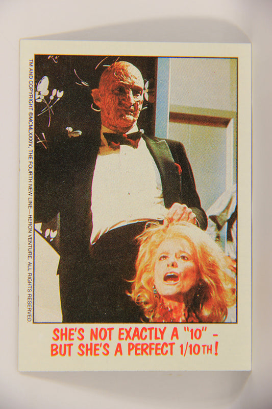 Fright Flicks 1988 Card #25 She's Not Exactly A "10" But She's A Perfect 1/10th Topps L021664