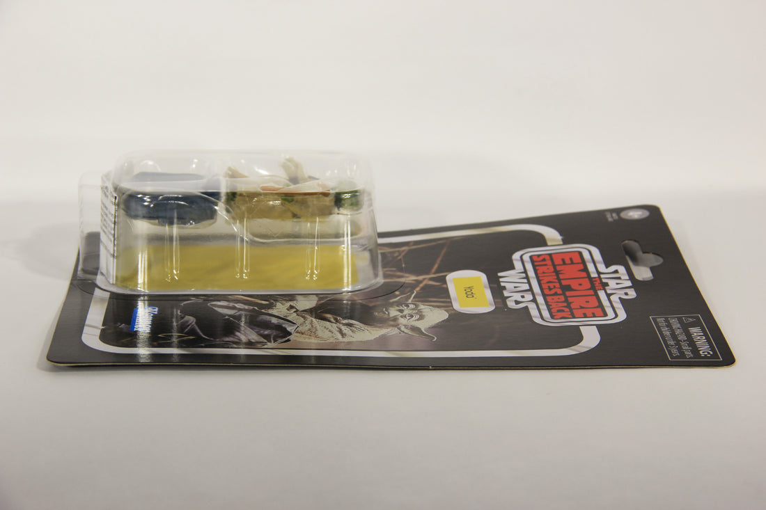 Star Wars Yoda The Vintage Collection VC218 Empire Strikes Back Action Figure L021703
