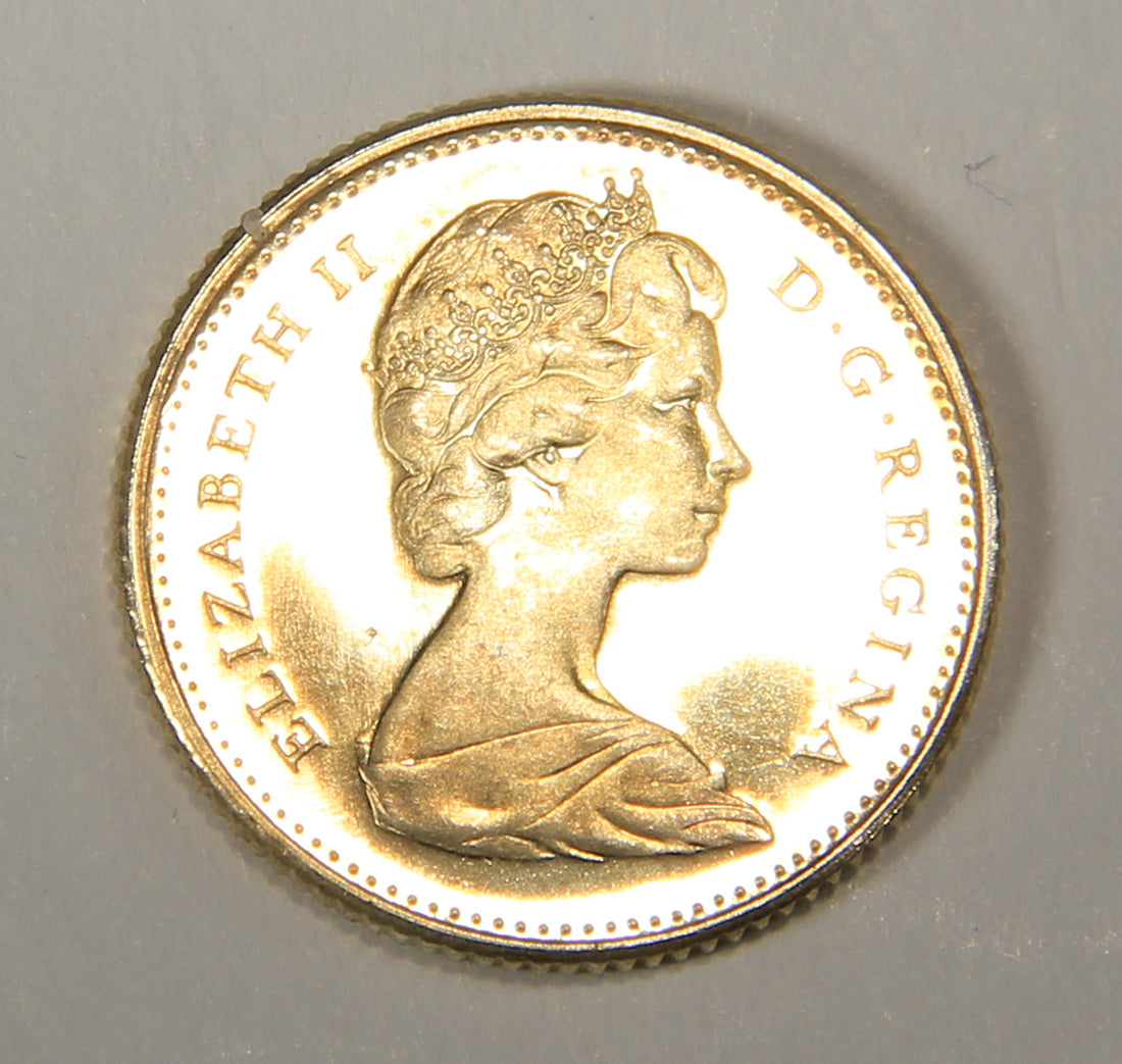 1967 Canada 10 Cents Atlantic Mackerel Queen Elizabeth II - Silver Coin Ten Cents L021913