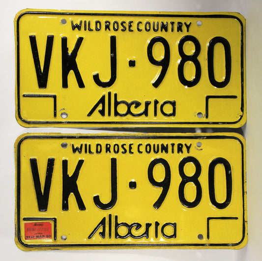 Canada Alberta 1980 License Plate Pair #VKJ-980 Cars - Automobiles L022005