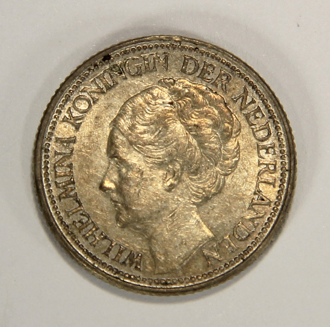 1940 Netherlands 25 Cents Queen Wihelmina - Silver Coin .640 Twenty-Five Cents L022010