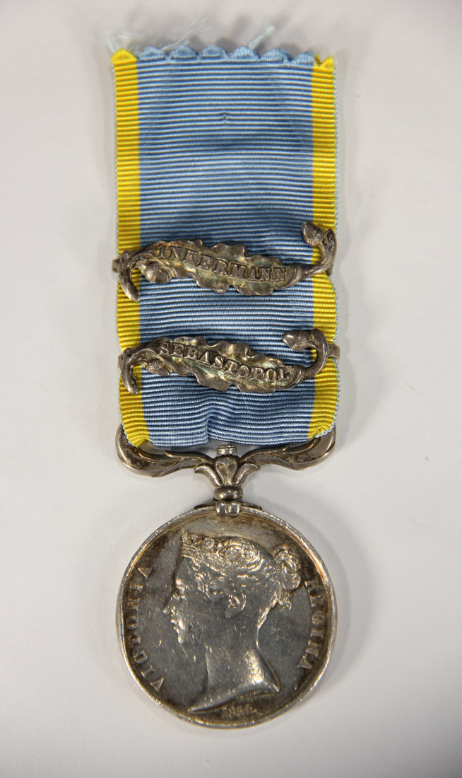 Great Britain 1854 Crimea Medal Dot Variant Unnamed With 2 x Clasps - Silver L022020