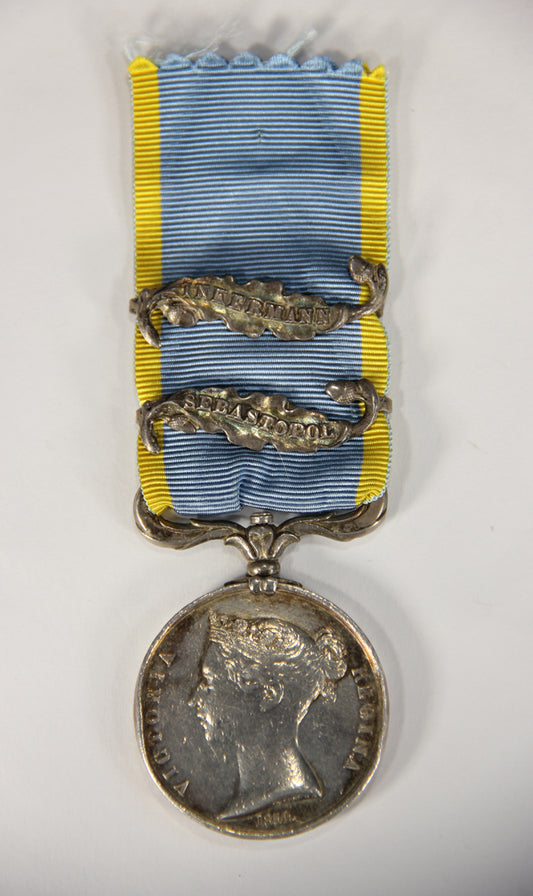 Great Britain 1854 Crimea Medal Dot Variant Unnamed With 2 x Clasps - Silver L022020