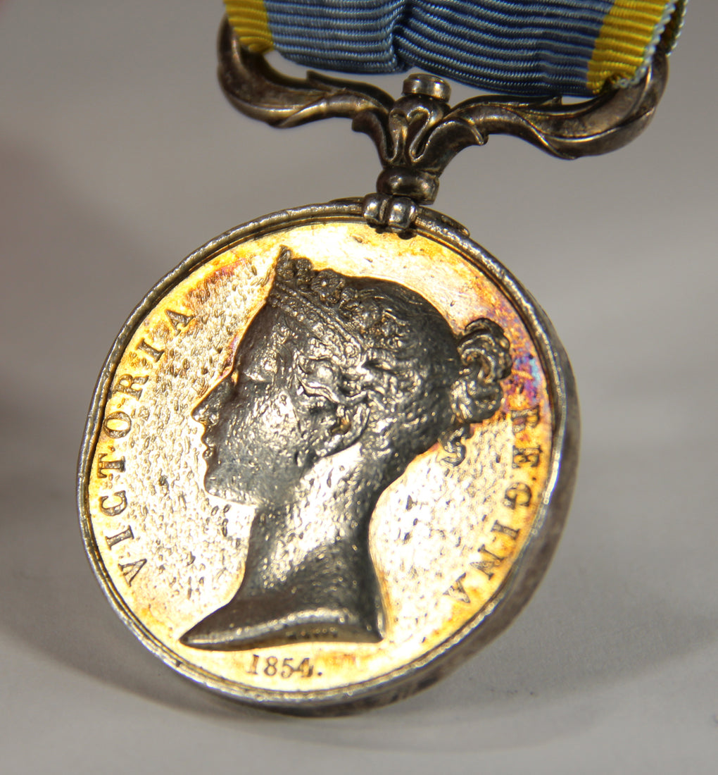 Great Britain 1854 Crimea Medal Dot Variant Unnamed With 2 x Clasps - Silver L022020