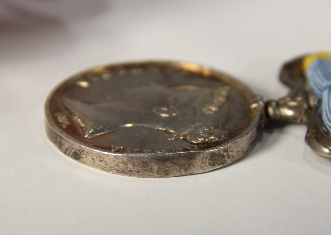 Great Britain 1854 Crimea Medal Dot Variant Unnamed With 2 x Clasps - Silver L022020